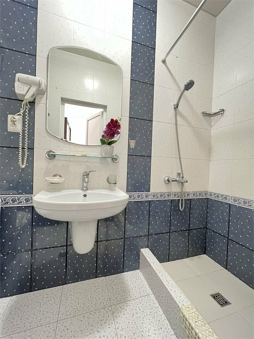 Гостиница Линкор Геленджик