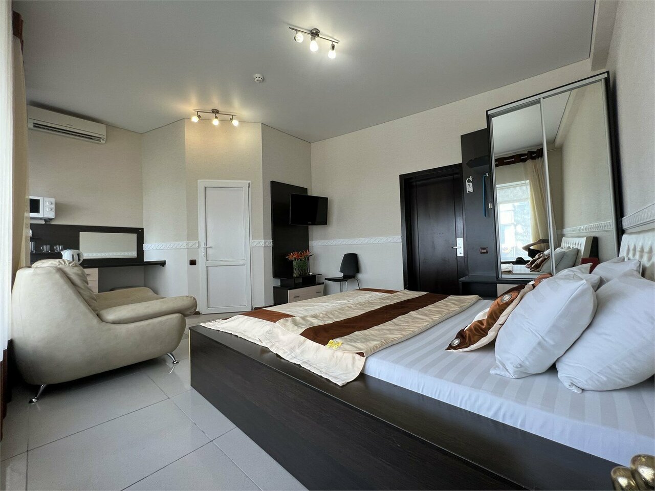 Гостиница Линкор Геленджик